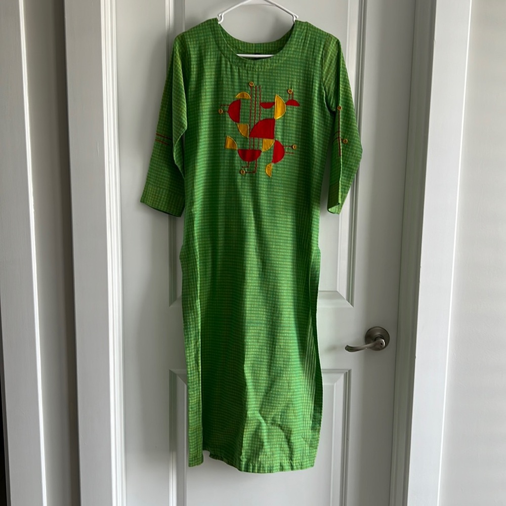 Indian / Pakistani Embroidered Kurta - image 1